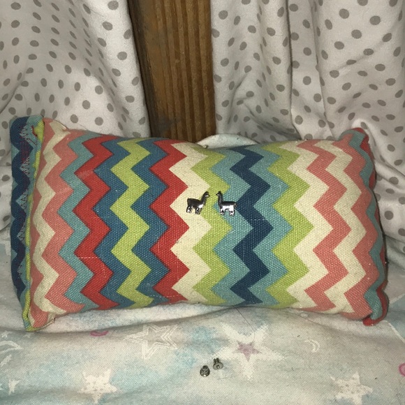 Llama earrings - Picture 1 of 3